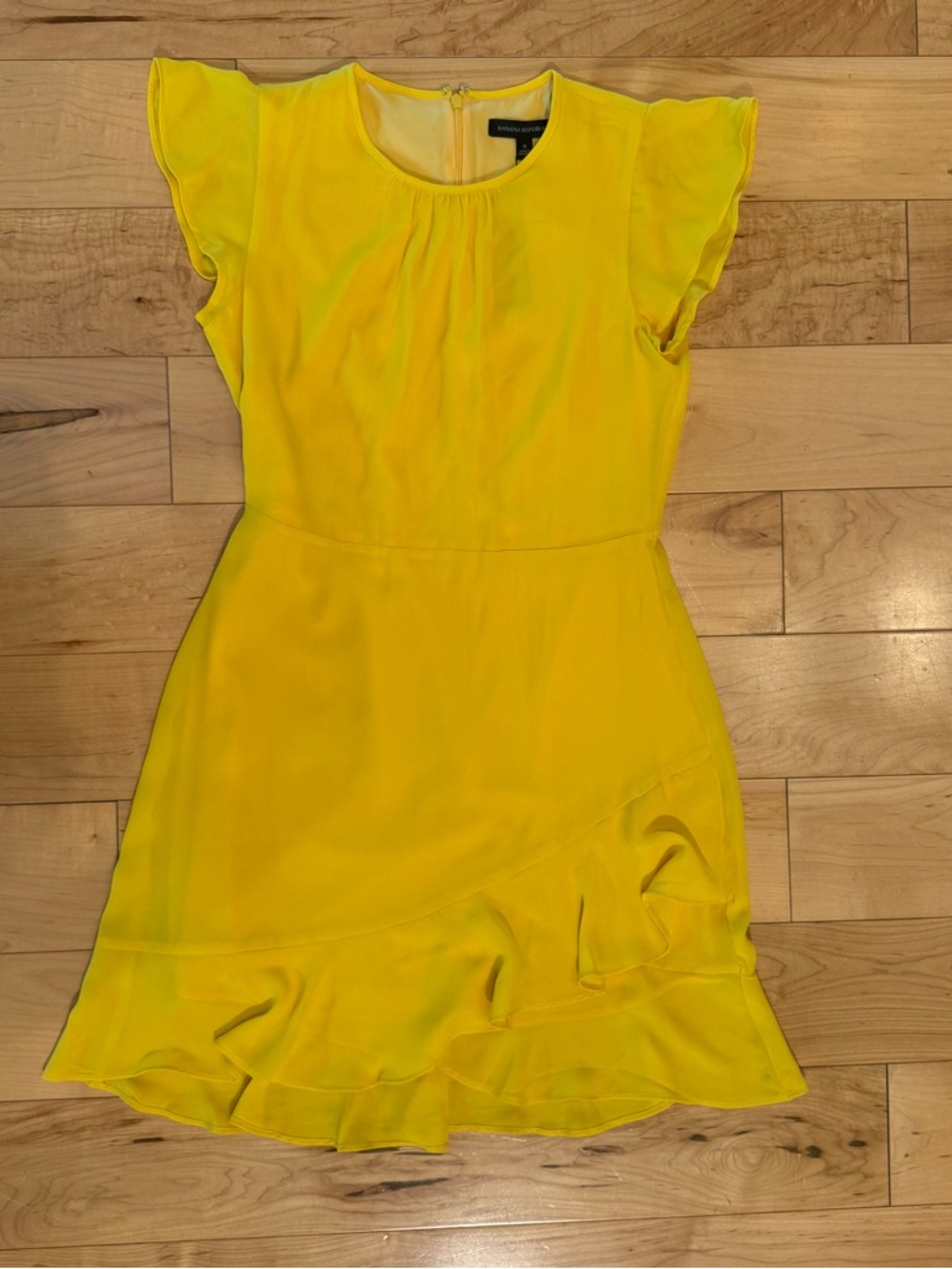 Banana Republic Yellow cap-sleeve Dress with Tag